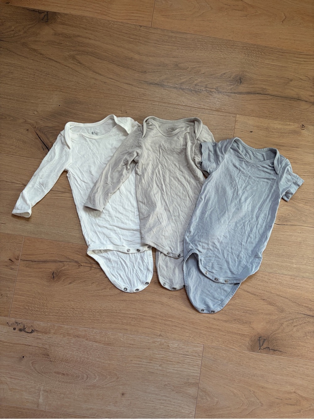 Set of 3 Kyte baby bodysuits